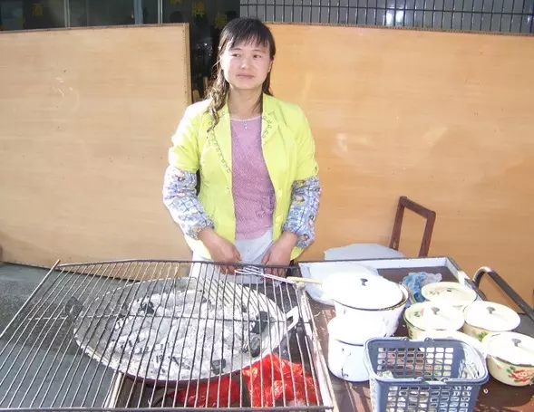 grill-lady